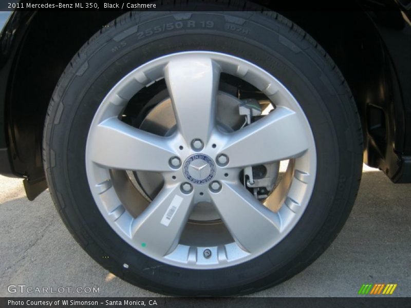 Black / Cashmere 2011 Mercedes-Benz ML 350