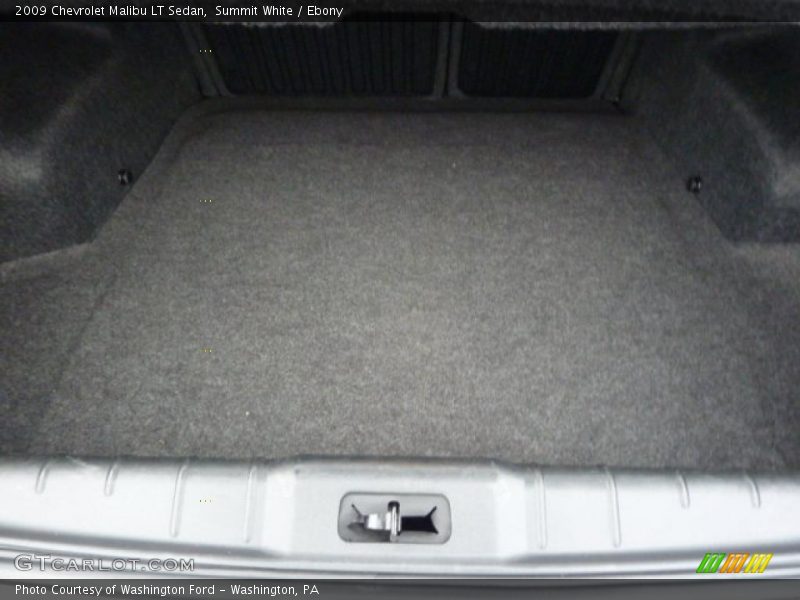 Summit White / Ebony 2009 Chevrolet Malibu LT Sedan