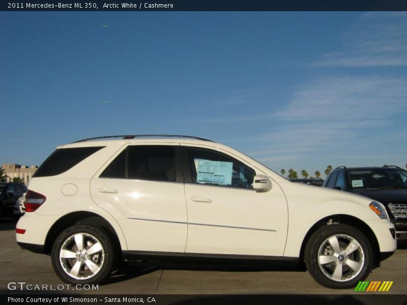Arctic White / Cashmere 2011 Mercedes-Benz ML 350