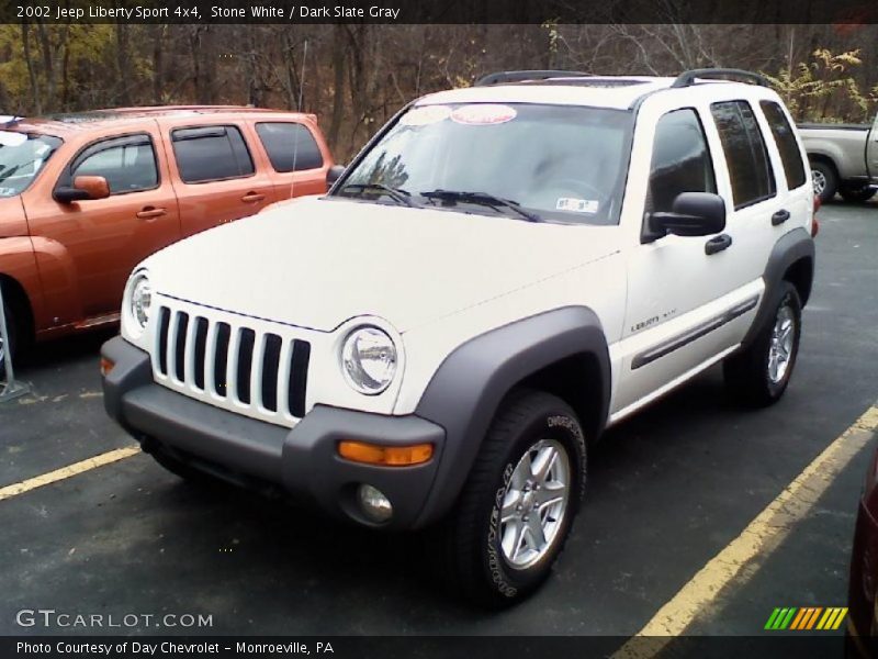 Stone White / Dark Slate Gray 2002 Jeep Liberty Sport 4x4