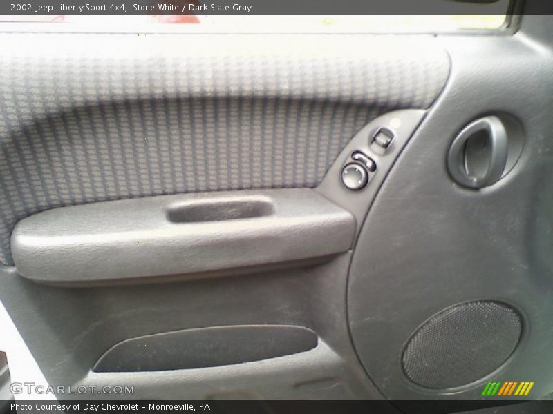 Stone White / Dark Slate Gray 2002 Jeep Liberty Sport 4x4