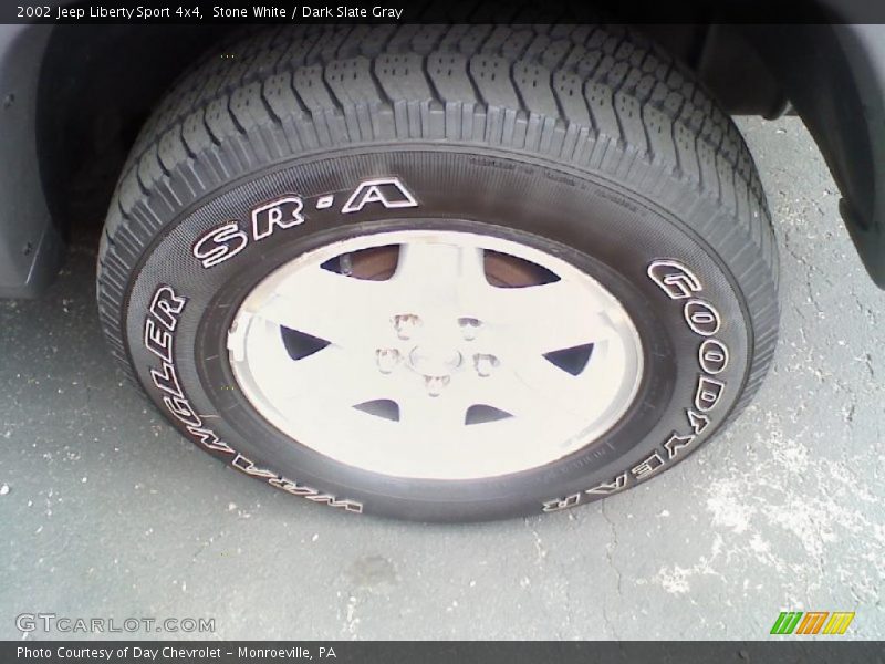 Stone White / Dark Slate Gray 2002 Jeep Liberty Sport 4x4