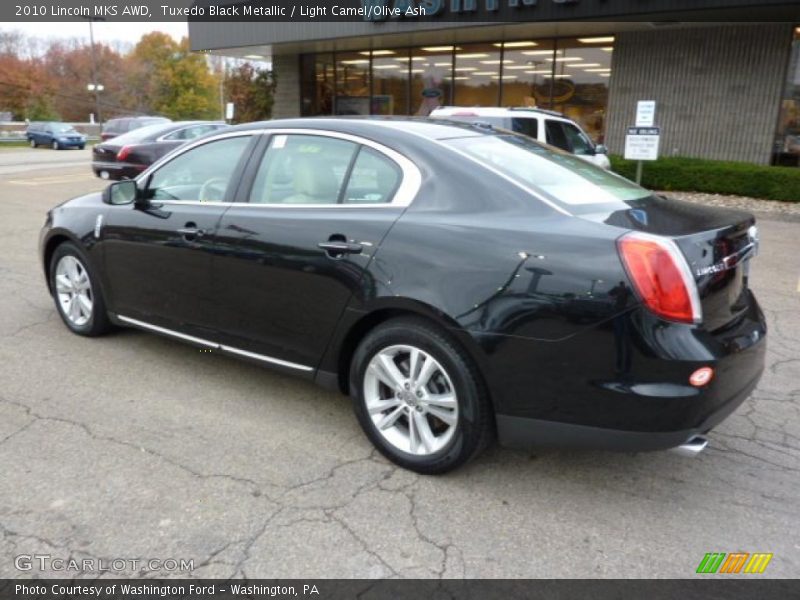 Tuxedo Black Metallic / Light Camel/Olive Ash 2010 Lincoln MKS AWD