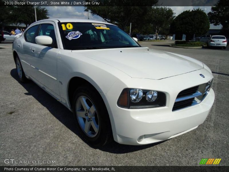 Front 3/4 View of 2010 Charger SXT