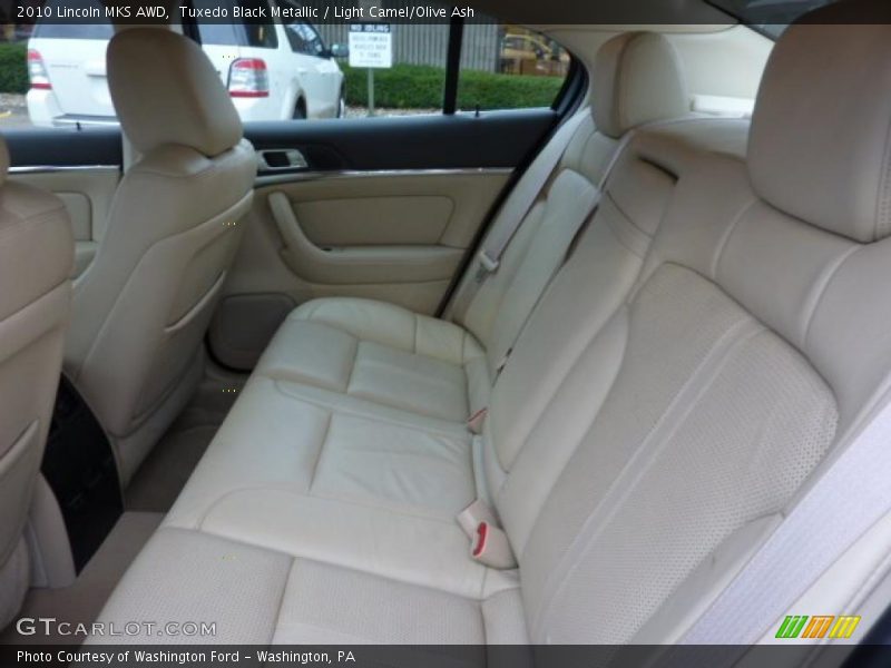  2010 MKS AWD Light Camel/Olive Ash Interior