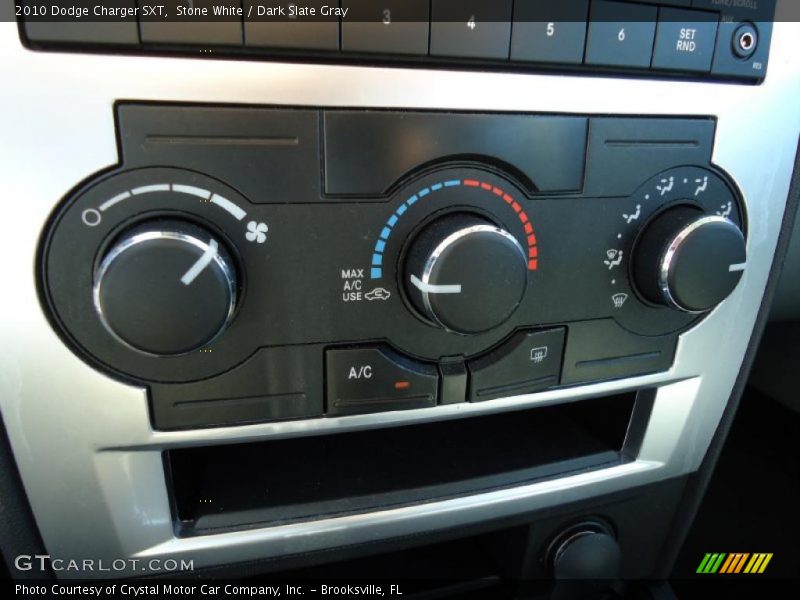 Controls of 2010 Charger SXT