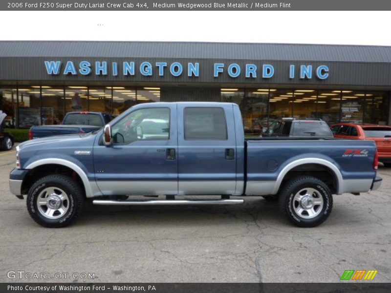 Medium Wedgewood Blue Metallic / Medium Flint 2006 Ford F250 Super Duty Lariat Crew Cab 4x4