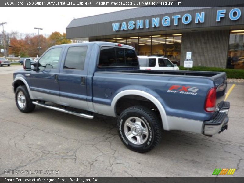 Medium Wedgewood Blue Metallic / Medium Flint 2006 Ford F250 Super Duty Lariat Crew Cab 4x4