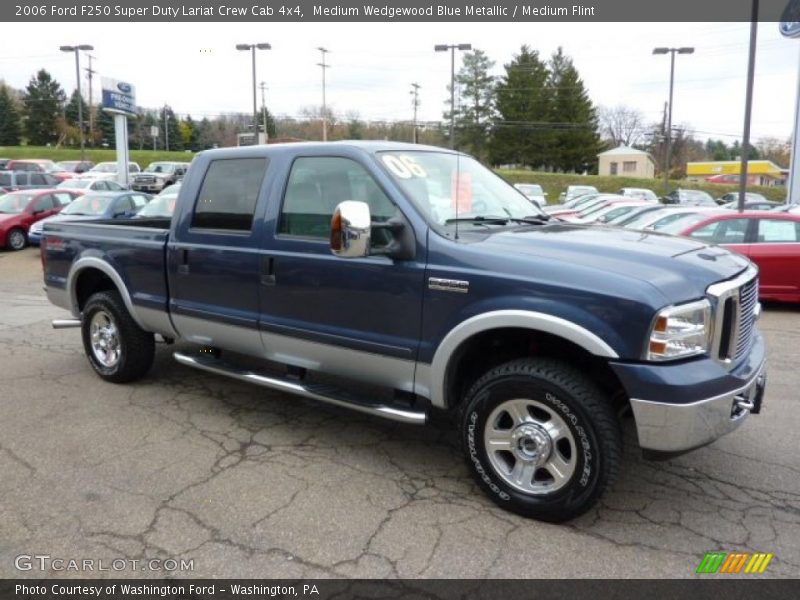 Medium Wedgewood Blue Metallic / Medium Flint 2006 Ford F250 Super Duty Lariat Crew Cab 4x4