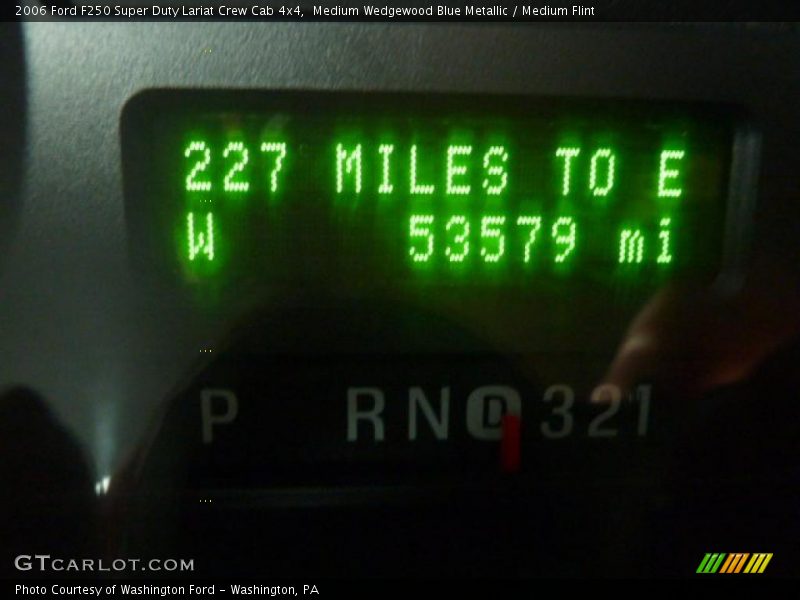 Medium Wedgewood Blue Metallic / Medium Flint 2006 Ford F250 Super Duty Lariat Crew Cab 4x4