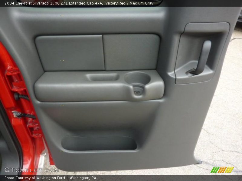 Victory Red / Medium Gray 2004 Chevrolet Silverado 1500 Z71 Extended Cab 4x4