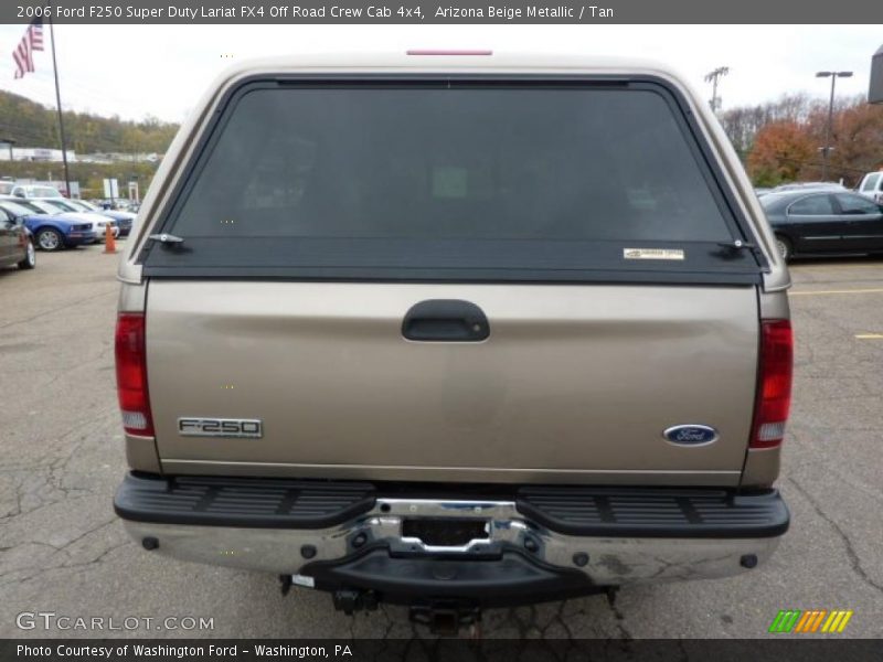 Arizona Beige Metallic / Tan 2006 Ford F250 Super Duty Lariat FX4 Off Road Crew Cab 4x4