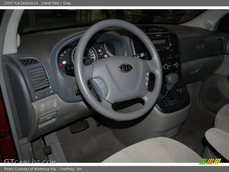 Claret Red / Gray 2007 Kia Sedona LX