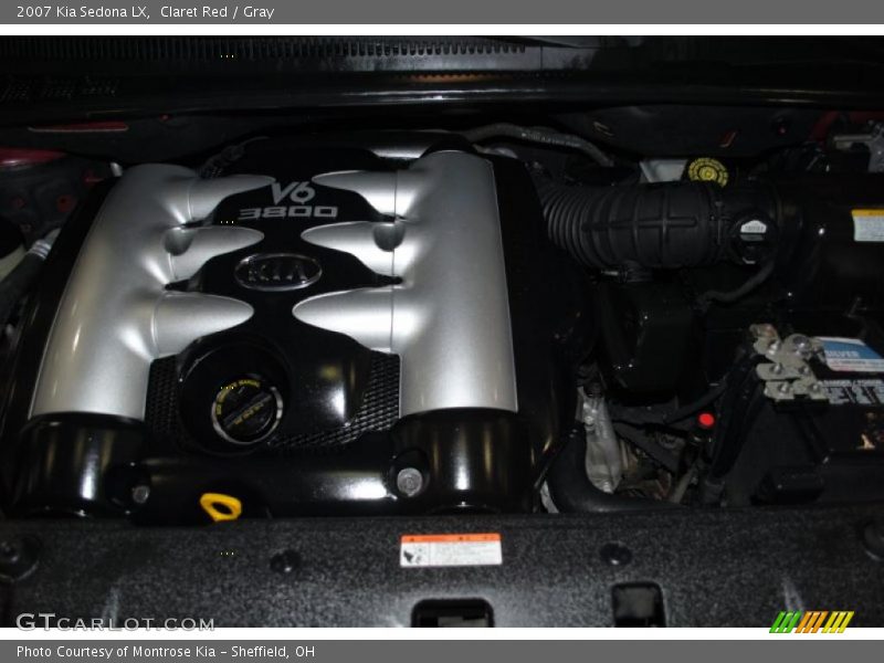 Claret Red / Gray 2007 Kia Sedona LX
