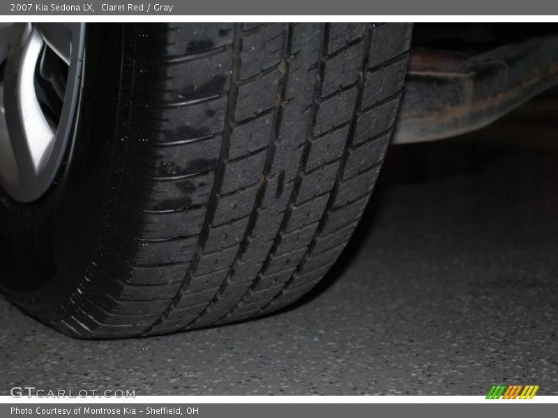 Claret Red / Gray 2007 Kia Sedona LX