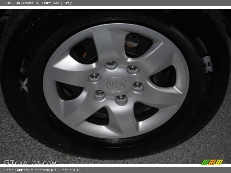 Claret Red / Gray 2007 Kia Sedona LX