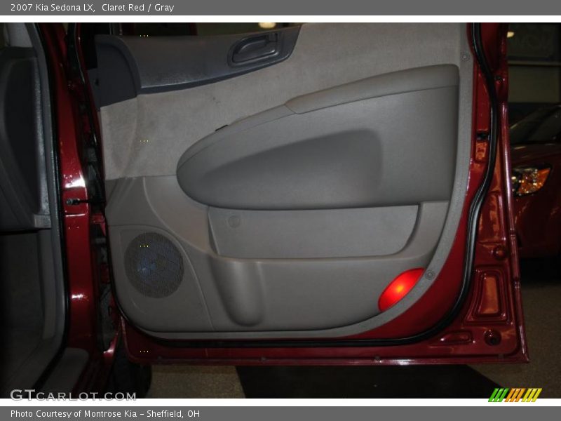Claret Red / Gray 2007 Kia Sedona LX