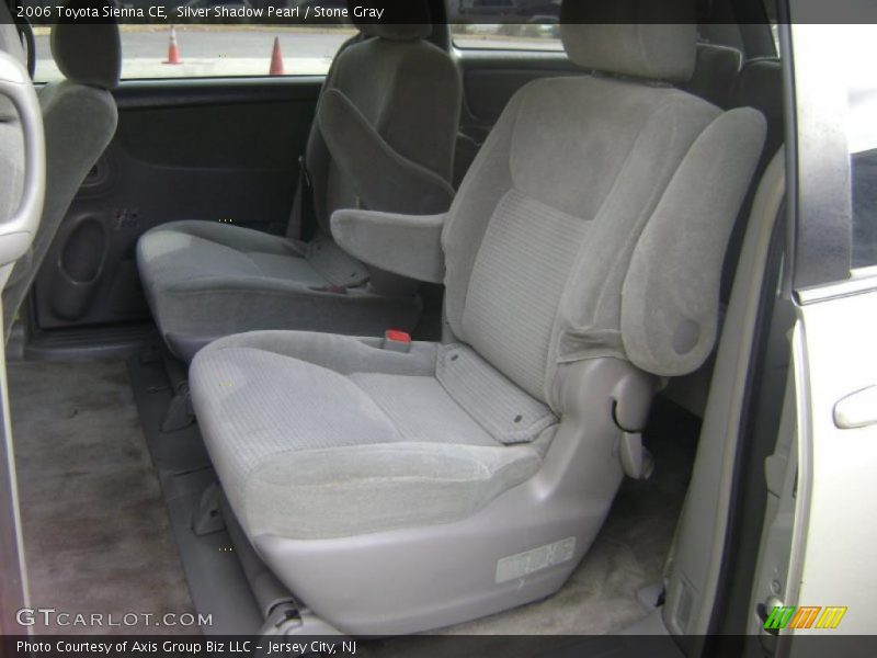 Silver Shadow Pearl / Stone Gray 2006 Toyota Sienna CE