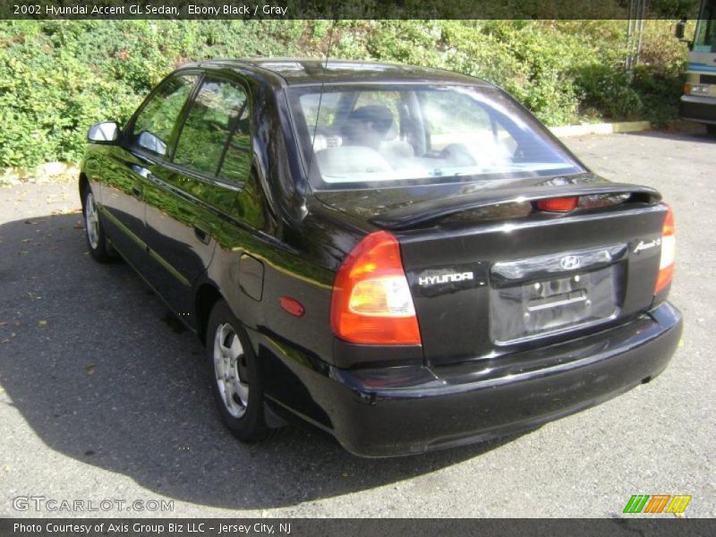 Ebony Black / Gray 2002 Hyundai Accent GL Sedan
