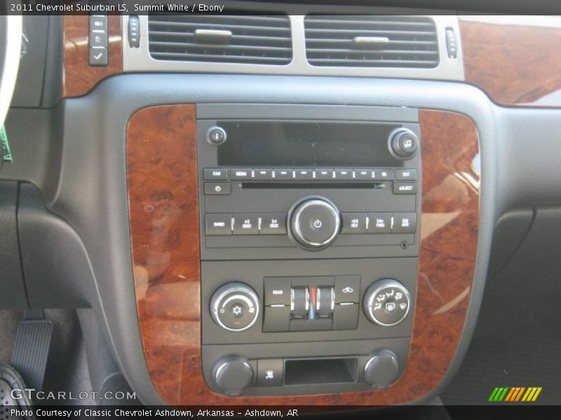 Controls of 2011 Suburban LS