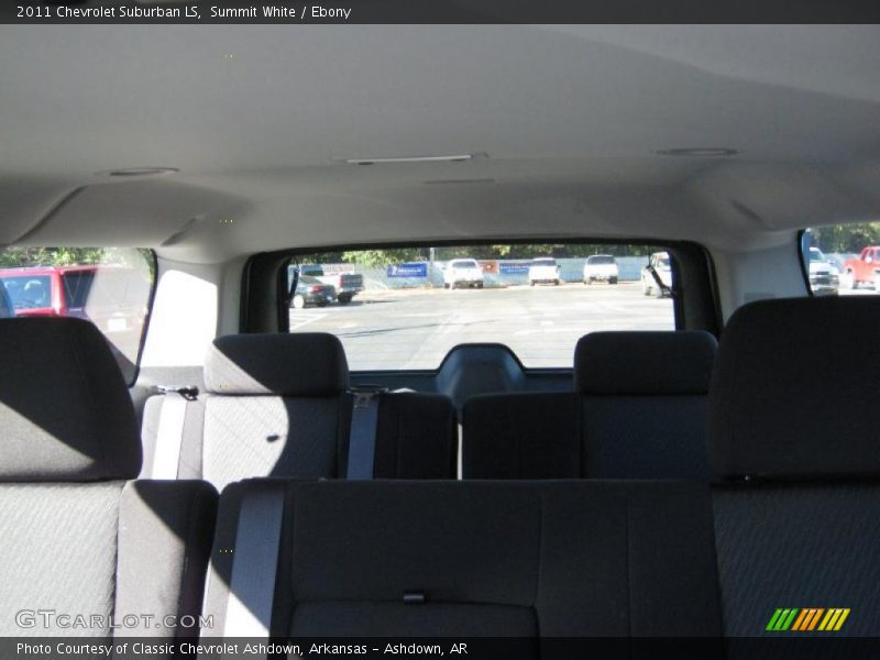 Summit White / Ebony 2011 Chevrolet Suburban LS