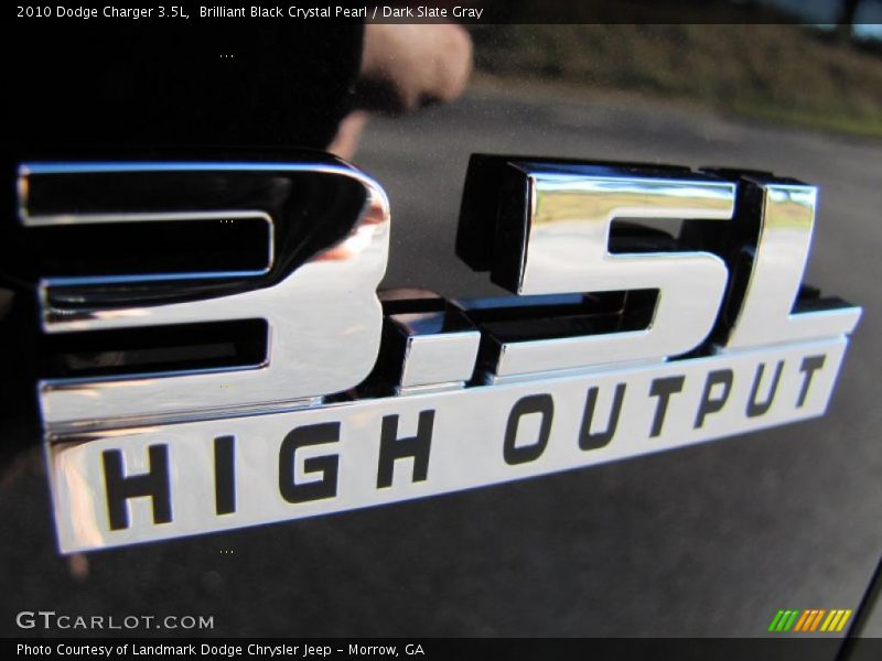 Brilliant Black Crystal Pearl / Dark Slate Gray 2010 Dodge Charger 3.5L