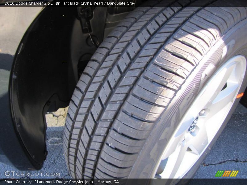 Brilliant Black Crystal Pearl / Dark Slate Gray 2010 Dodge Charger 3.5L