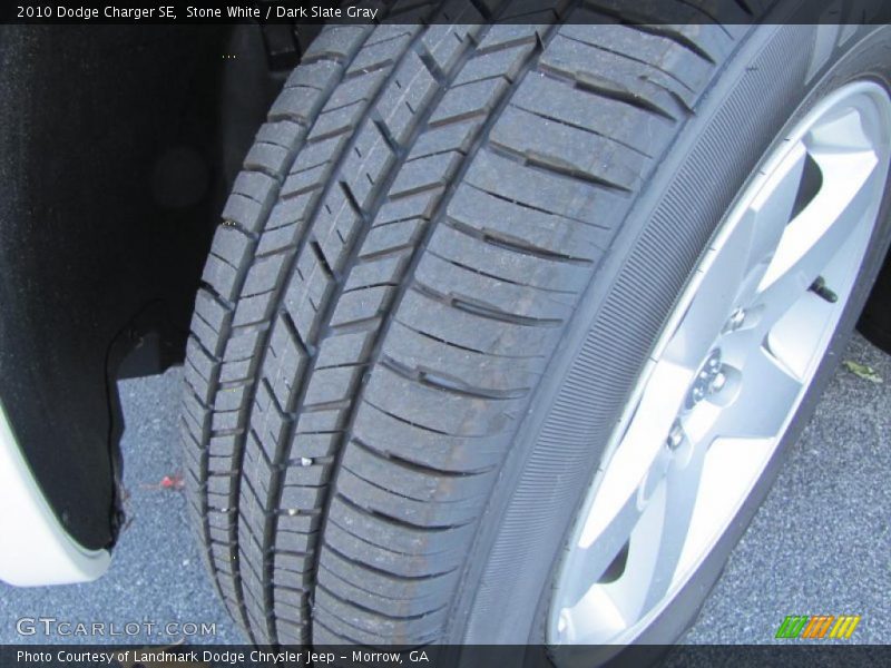 Stone White / Dark Slate Gray 2010 Dodge Charger SE