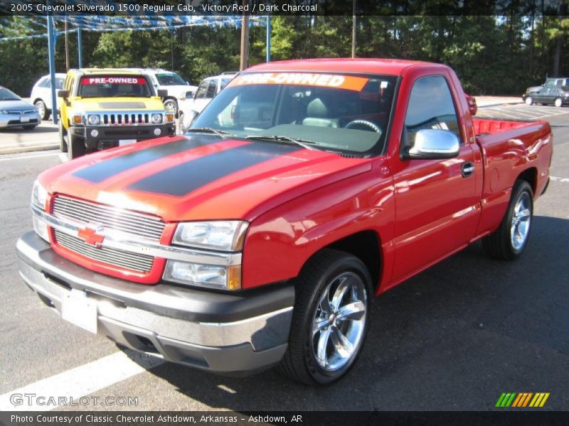 Victory Red / Dark Charcoal 2005 Chevrolet Silverado 1500 Regular Cab