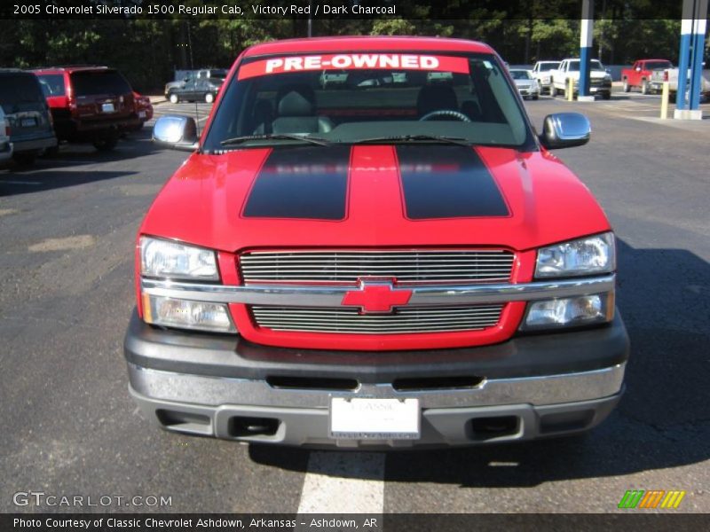 Victory Red / Dark Charcoal 2005 Chevrolet Silverado 1500 Regular Cab