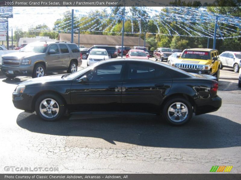 Black / Parchment/Dark Pewter 2005 Pontiac Grand Prix Sedan