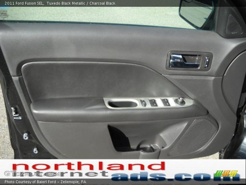 Tuxedo Black Metallic / Charcoal Black 2011 Ford Fusion SEL
