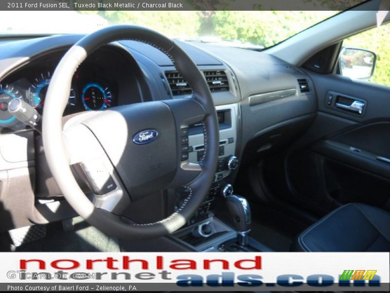 Tuxedo Black Metallic / Charcoal Black 2011 Ford Fusion SEL