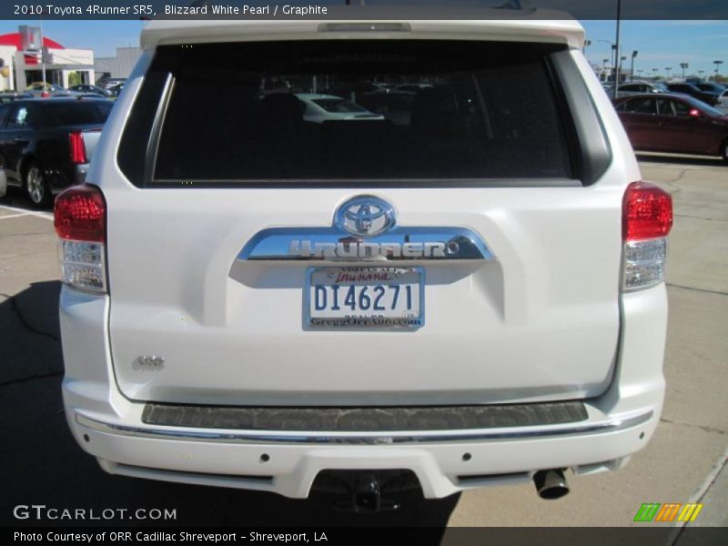 Blizzard White Pearl / Graphite 2010 Toyota 4Runner SR5