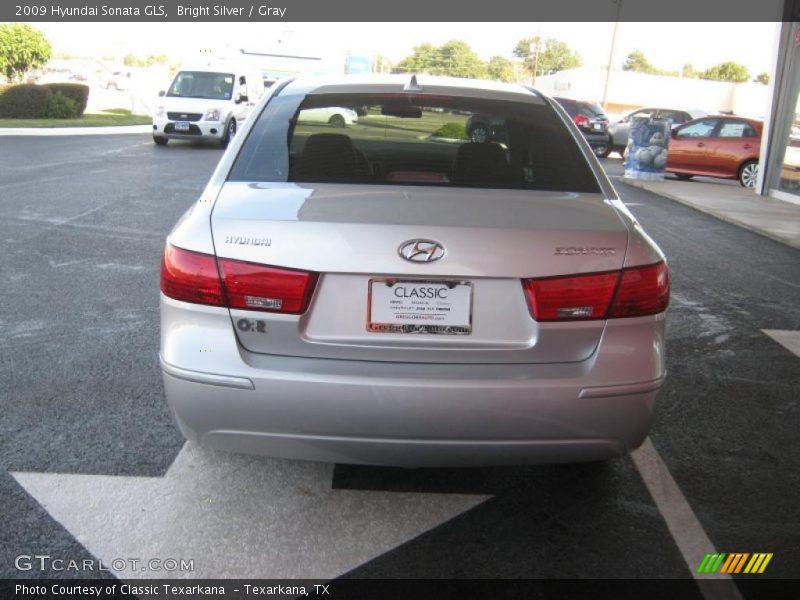 Bright Silver / Gray 2009 Hyundai Sonata GLS