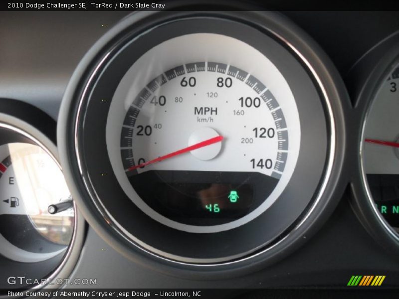 TorRed / Dark Slate Gray 2010 Dodge Challenger SE