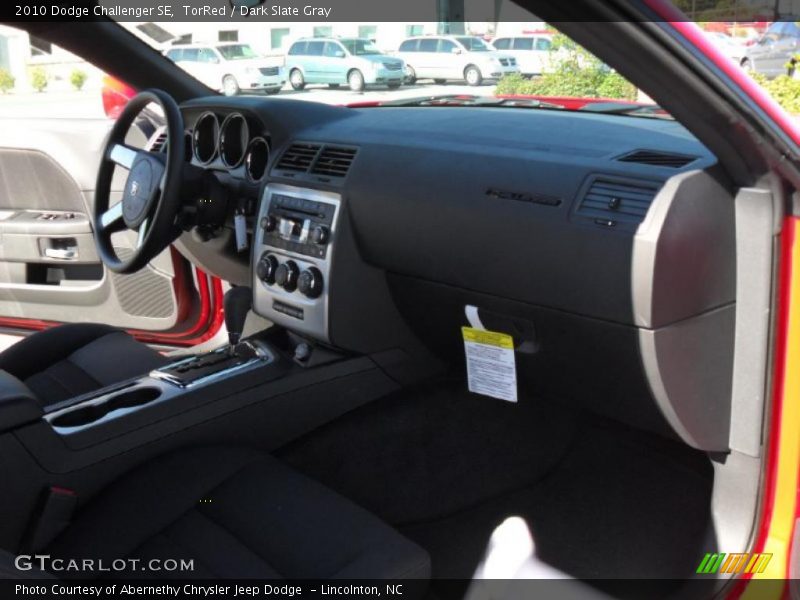 TorRed / Dark Slate Gray 2010 Dodge Challenger SE
