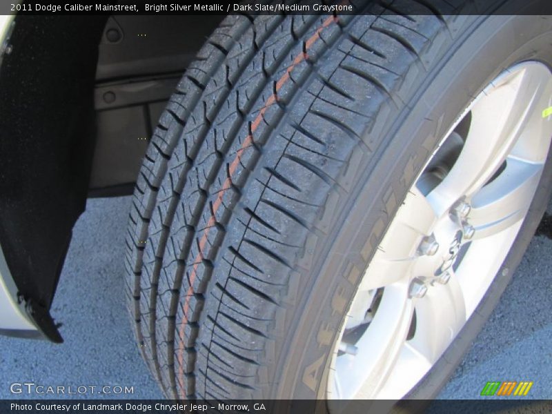 Bright Silver Metallic / Dark Slate/Medium Graystone 2011 Dodge Caliber Mainstreet