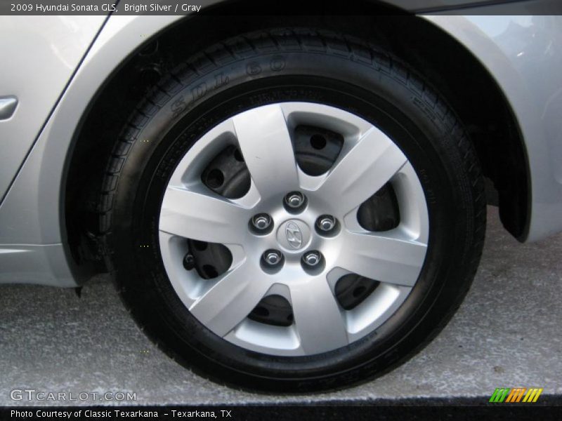 Bright Silver / Gray 2009 Hyundai Sonata GLS