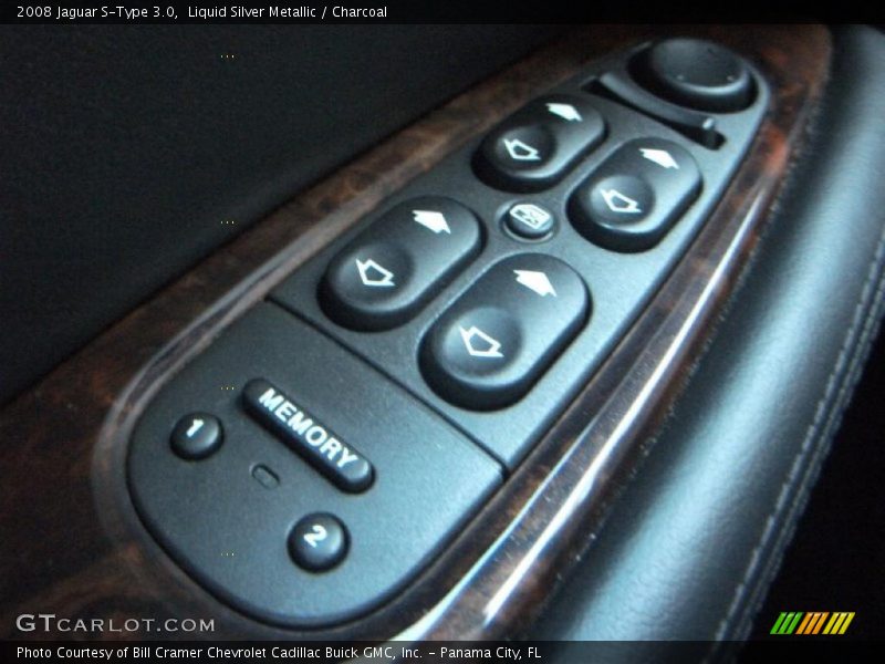 Liquid Silver Metallic / Charcoal 2008 Jaguar S-Type 3.0