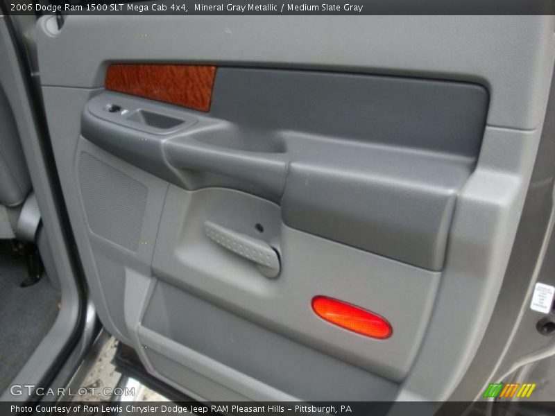 Door Panel of 2006 Ram 1500 SLT Mega Cab 4x4