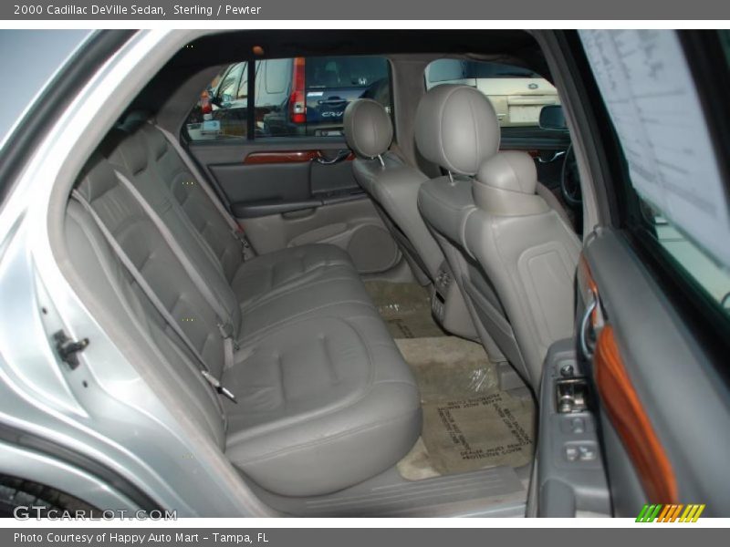 Sterling / Pewter 2000 Cadillac DeVille Sedan