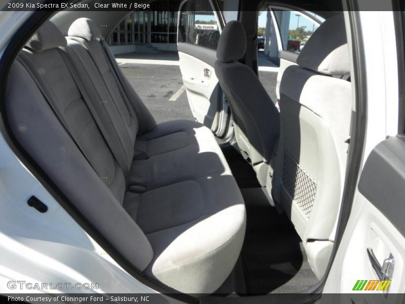 Clear White / Beige 2009 Kia Spectra EX Sedan