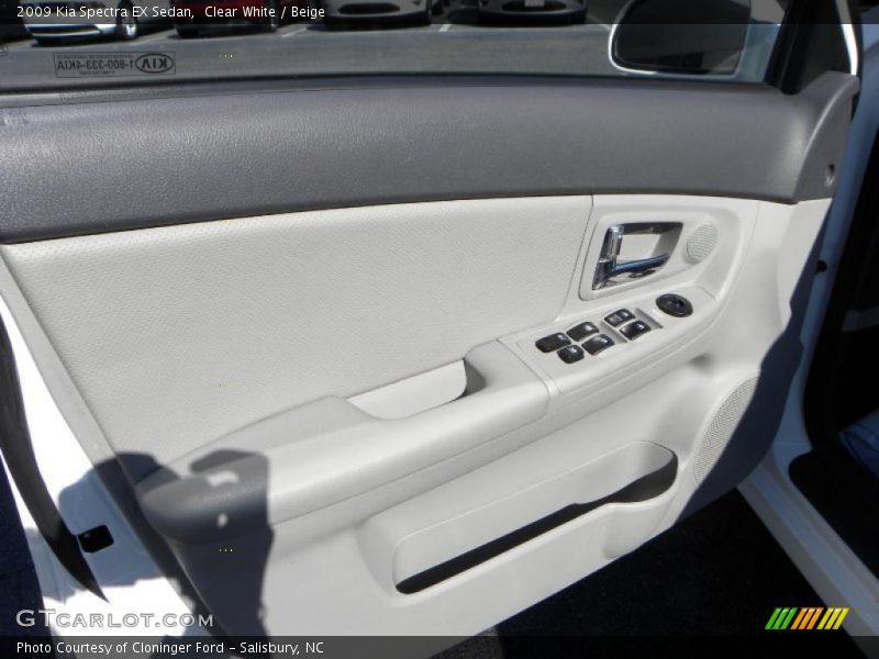Clear White / Beige 2009 Kia Spectra EX Sedan