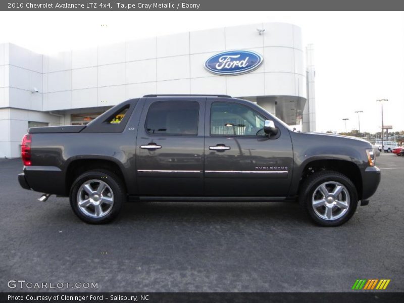 Taupe Gray Metallic / Ebony 2010 Chevrolet Avalanche LTZ 4x4