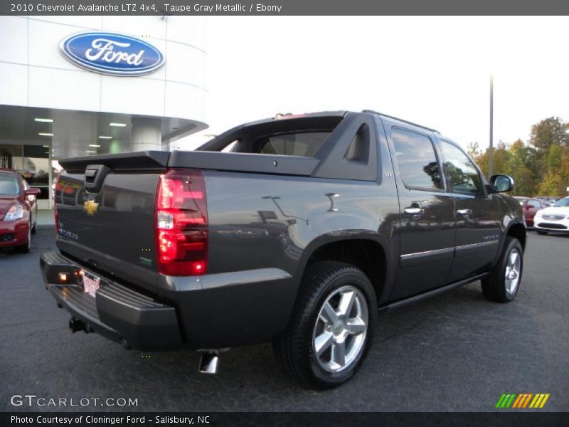 Taupe Gray Metallic / Ebony 2010 Chevrolet Avalanche LTZ 4x4