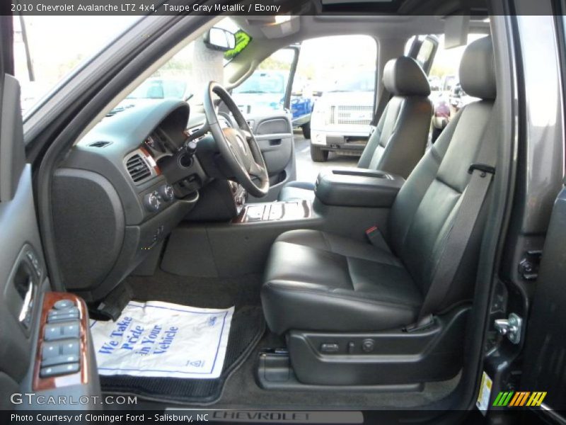  2010 Avalanche LTZ 4x4 Ebony Interior