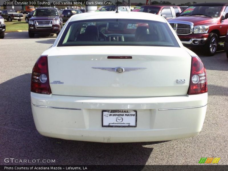 Cool Vanilla White / Dark Slate Gray 2008 Chrysler 300 Touring