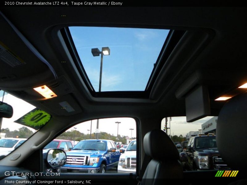 Taupe Gray Metallic / Ebony 2010 Chevrolet Avalanche LTZ 4x4