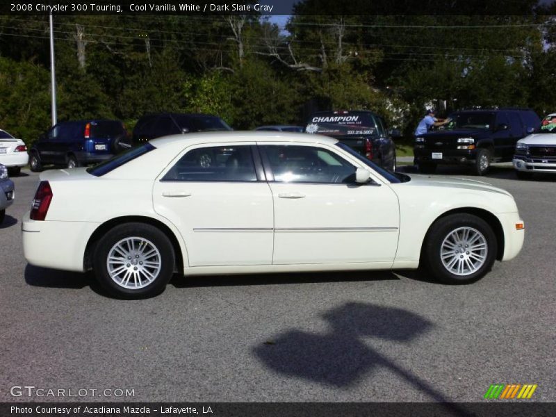 Cool Vanilla White / Dark Slate Gray 2008 Chrysler 300 Touring